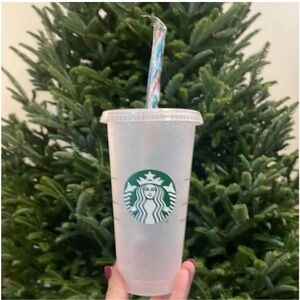 Starbucks Winter 2022 Holiday Clear Red and Green Glitter Reusable Cup + Straw
